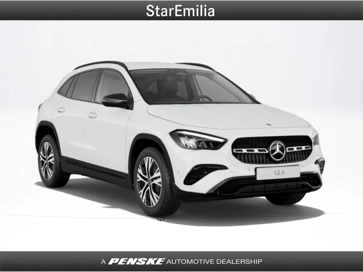 Mercedes-Benz GLA SUV nuova a Bologna