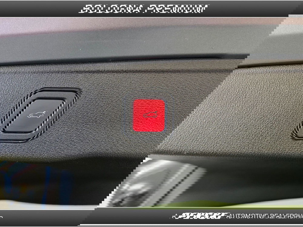 Jeep Avenger usata a Bologna (11)