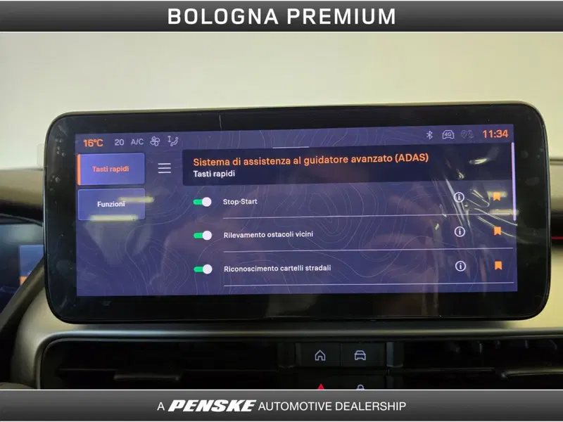 Jeep Avenger usata a Bologna (13)