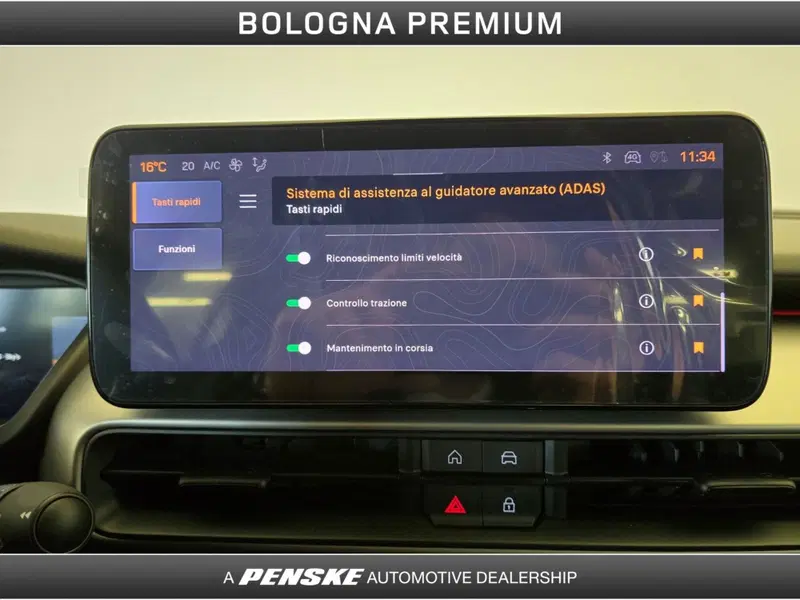 Jeep Avenger usata a Bologna (15)