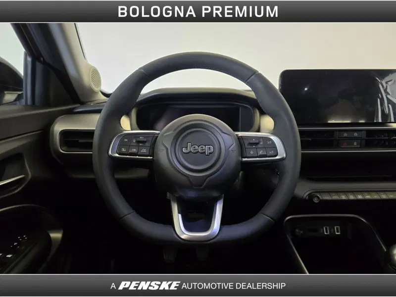 Jeep Avenger usata a Bologna (18)