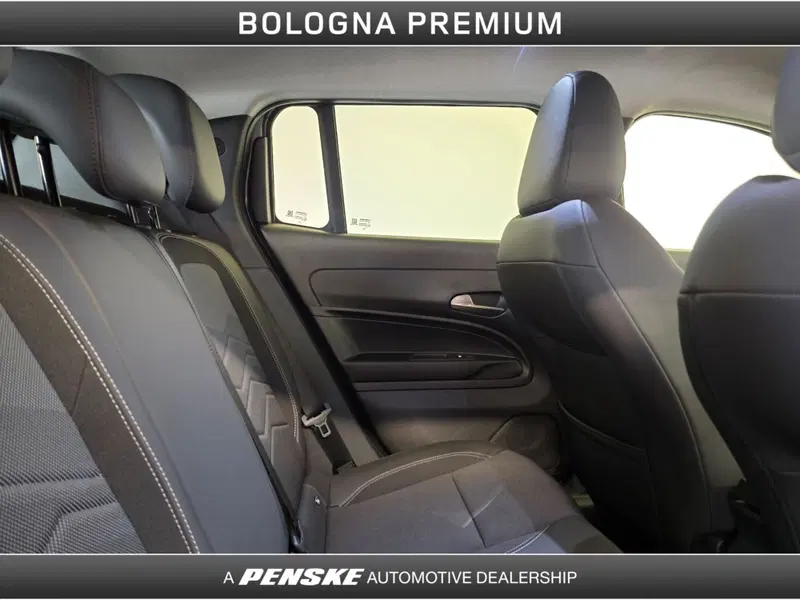 Jeep Avenger usata a Bologna (5)