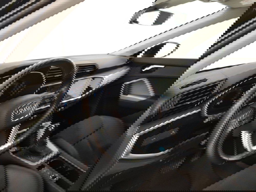 Audi Q3 Sportback usata a Massa-Carrara (7)