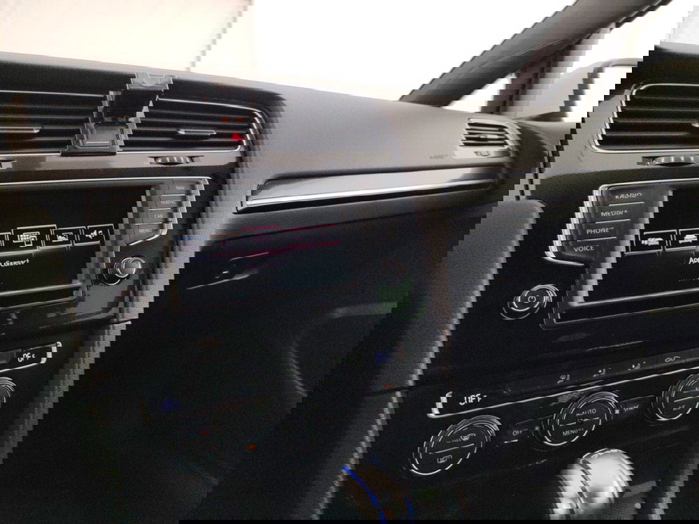 Volkswagen Golf usata a Massa-Carrara (12)