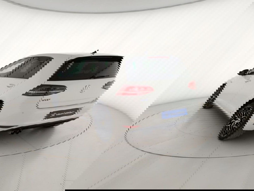 Volkswagen Golf usata a Massa-Carrara (2)