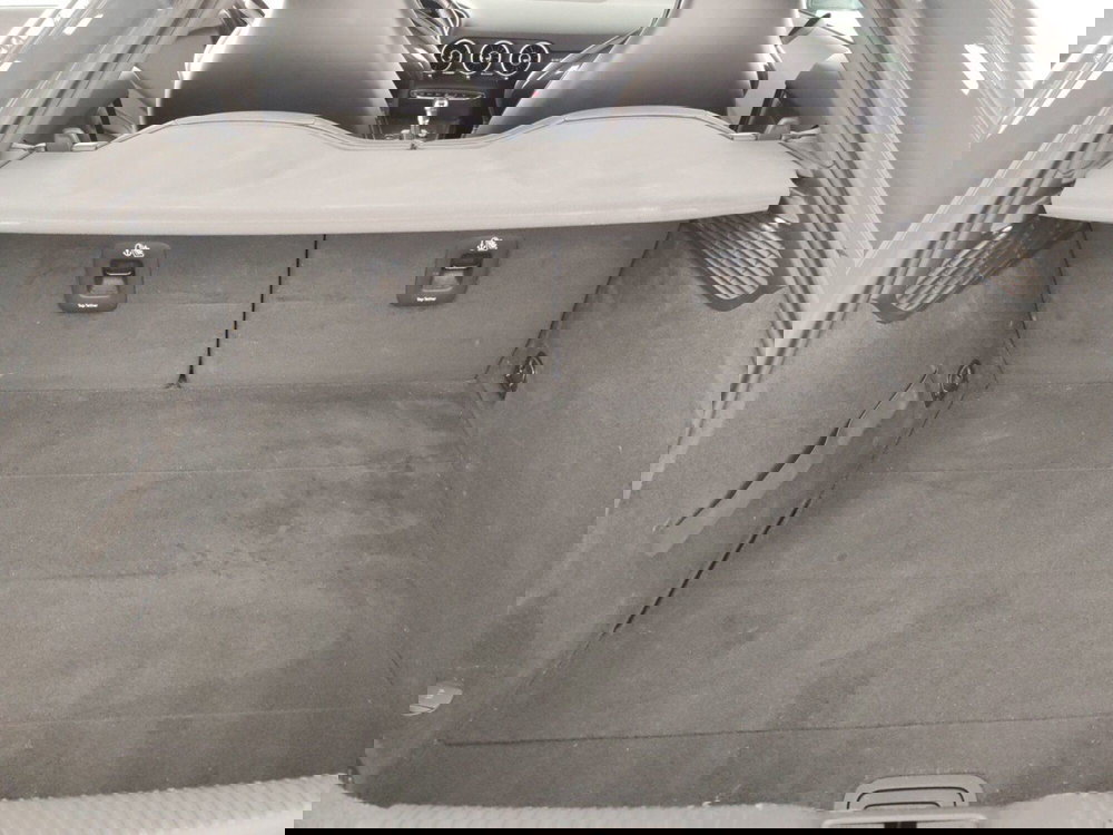 Audi TT Coupé usata a Massa-Carrara (10)