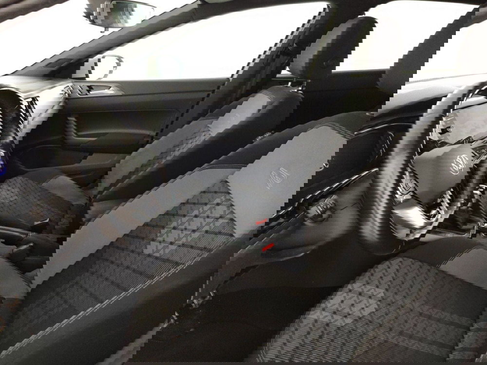 Volkswagen Taigo usata a Massa-Carrara (11)