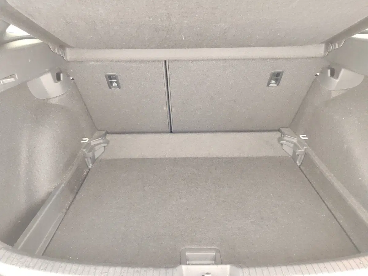Volkswagen Taigo usata a Massa-Carrara (14)