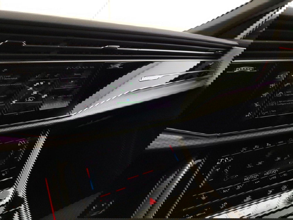 Audi Q8 Sportback usata a Massa-Carrara (13)