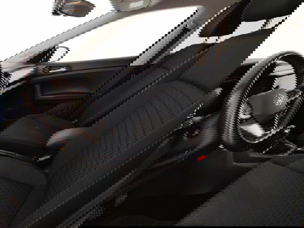 Volkswagen T-Cross usata a Massa-Carrara (7)