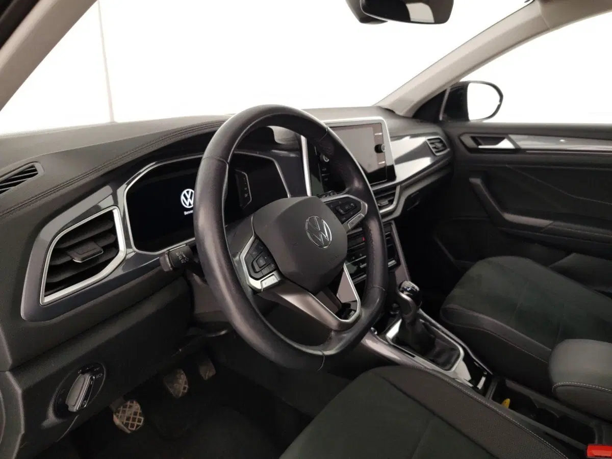 Volkswagen T-Roc usata a Massa-Carrara (8)