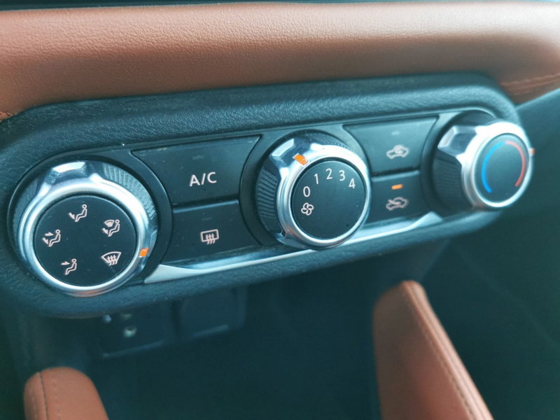 Nissan Micra usata a Taranto (14)