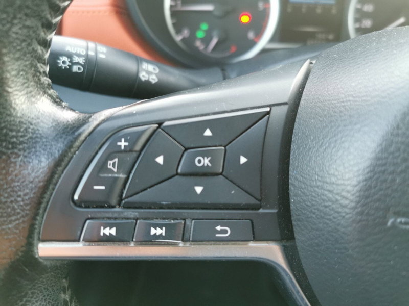 Nissan Micra usata a Taranto (17)