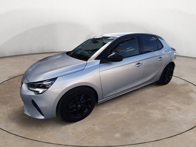 Opel Corsa usata a Taranto