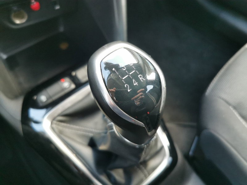 Opel Corsa usata a Taranto (15)