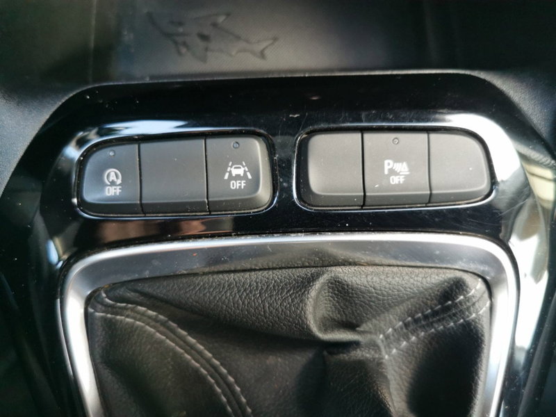 Opel Corsa usata a Taranto (17)