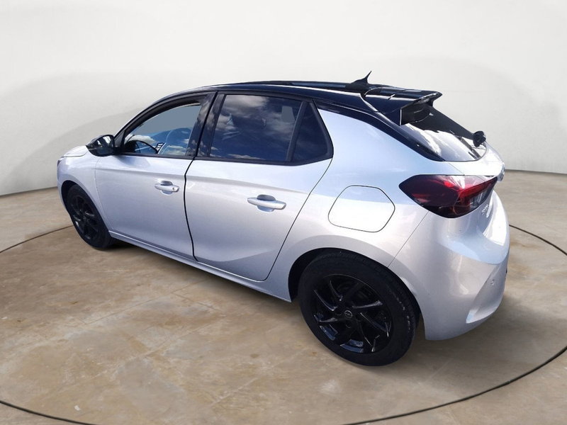 Opel Corsa usata a Taranto (4)