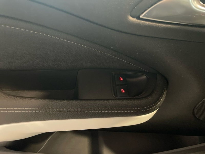 Opel Adam usata a Salerno (13)