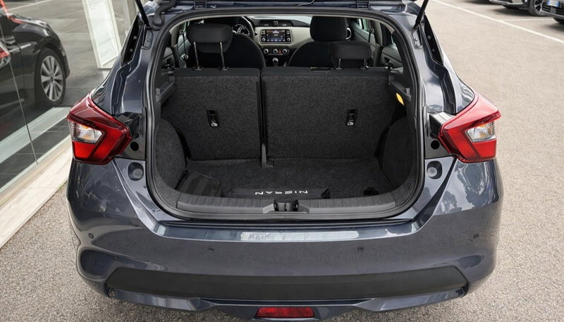 Nissan Micra usata a Rimini (12)