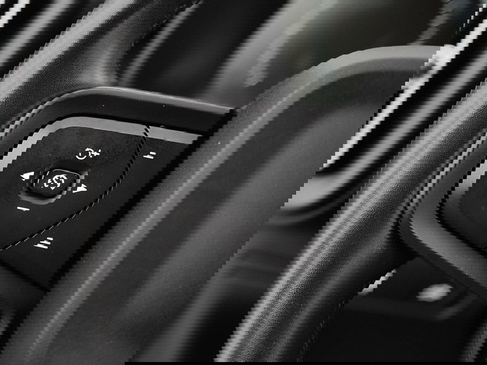 Volvo XC40 usata a Prato (10)