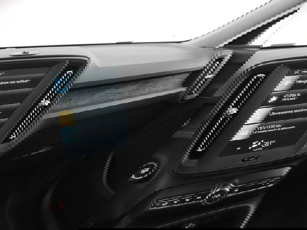 Volvo XC40 usata a Prato (13)