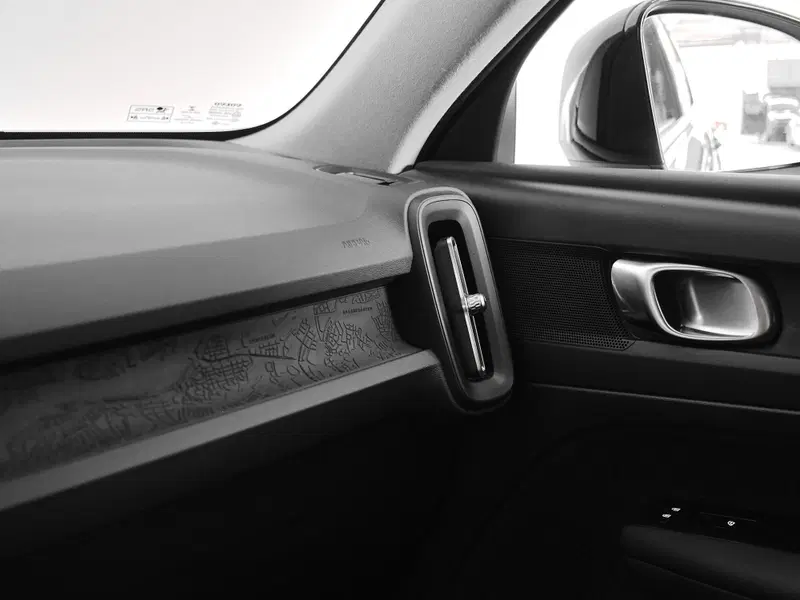 Volvo XC40 usata a Prato (17)