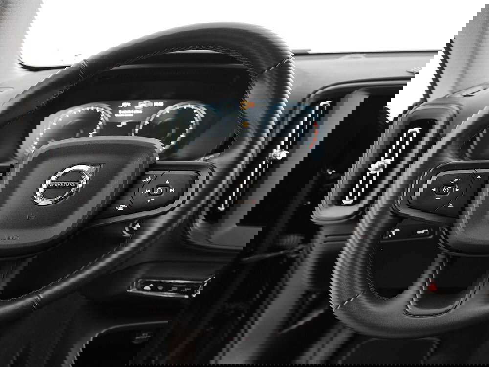 Volvo XC40 usata a Prato (9)