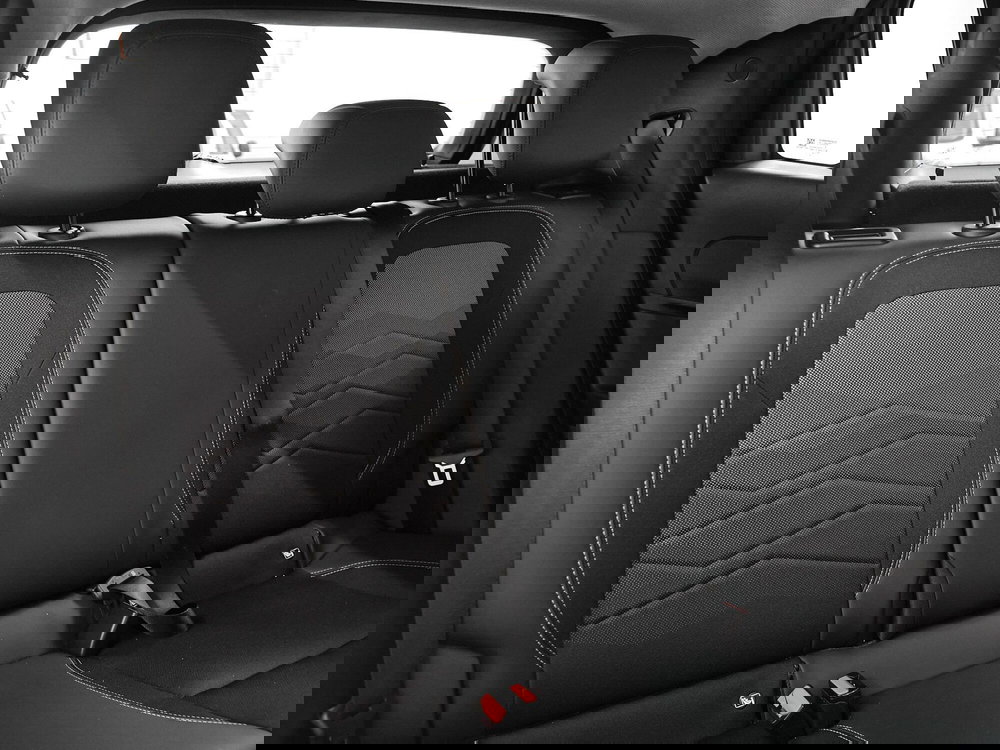 Jeep Avenger usata a Prato (17)