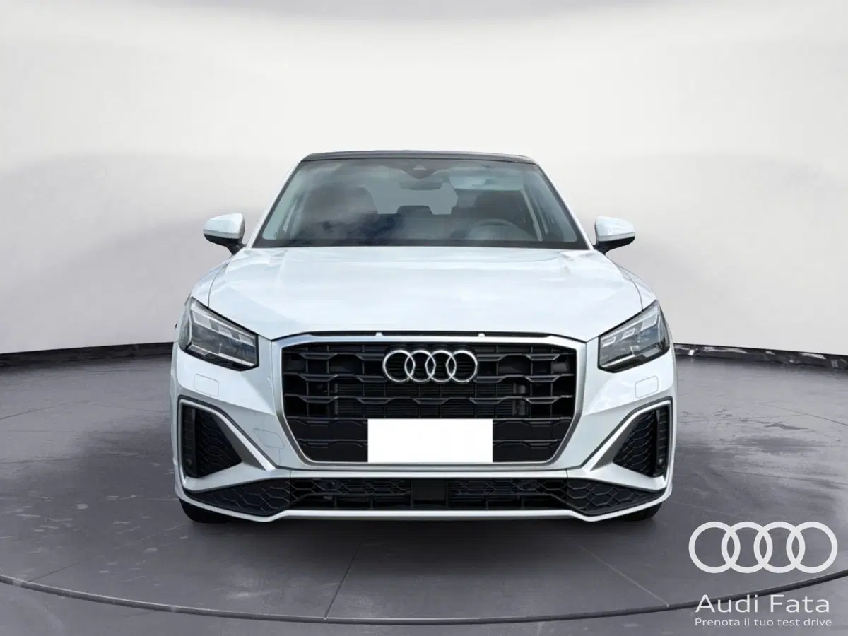 Audi Q2 nuova a Catania (4)