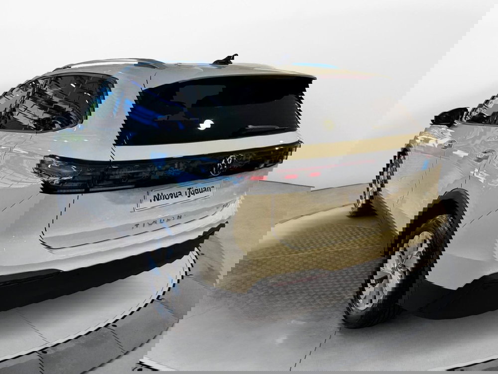 Volkswagen Tiguan nuova a Varese (2)