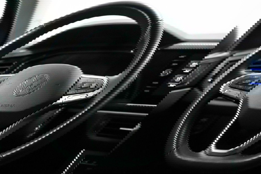 Volkswagen Taigo usata a Varese (12)