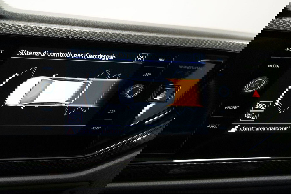 Volkswagen Taigo usata a Varese (16)