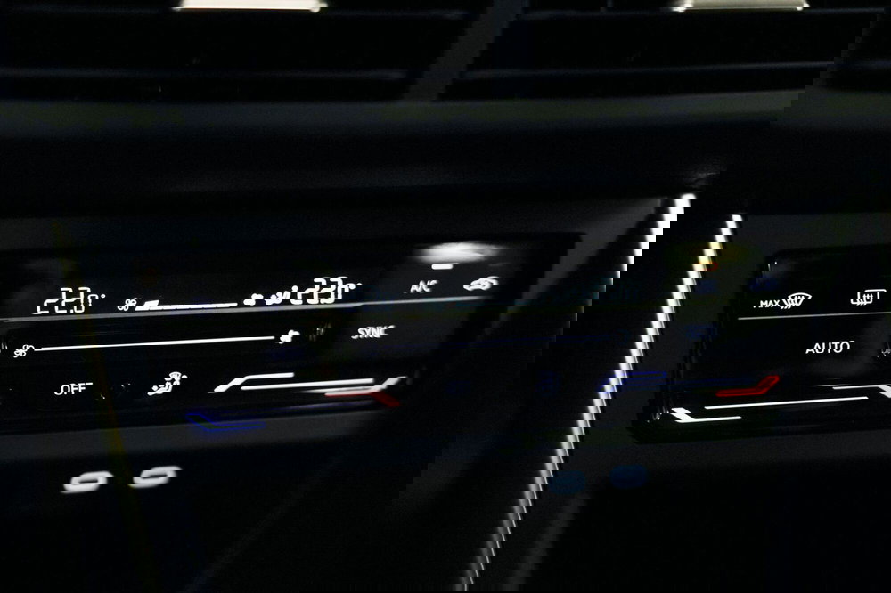 Volkswagen Taigo usata a Varese (18)