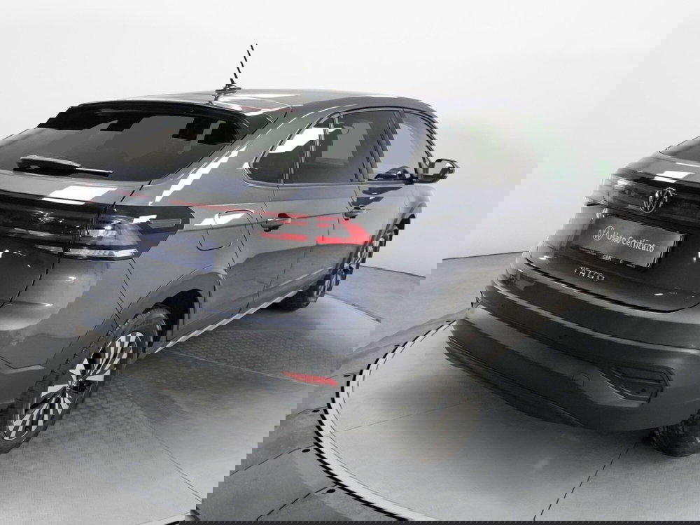 Volkswagen Taigo usata a Varese (6)