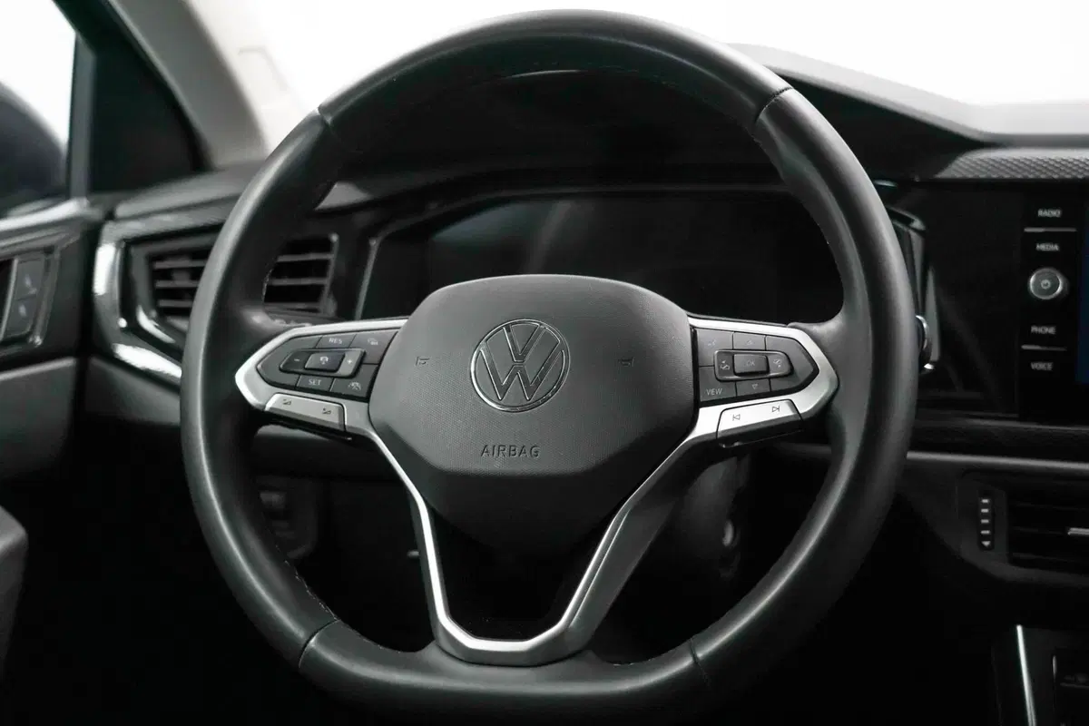Volkswagen Taigo usata a Varese (12)