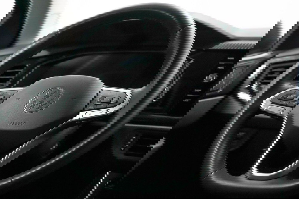 Volkswagen Taigo usata a Varese (12)