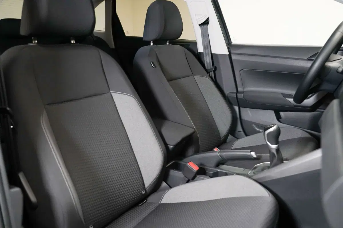 Volkswagen Taigo usata a Varese (13)