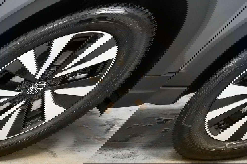 Volkswagen Taigo usata a Varese (7)