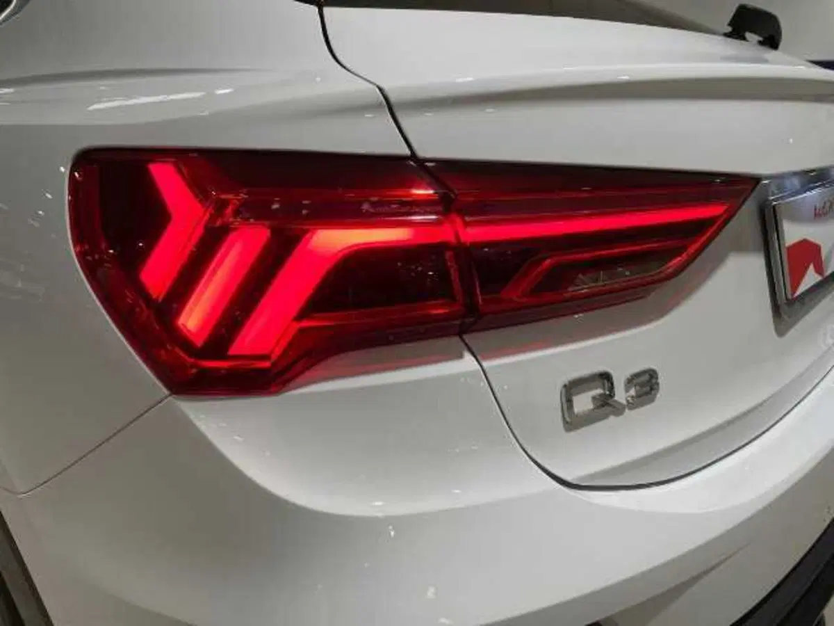 Audi Q3 Sportback usata a Pistoia (10)