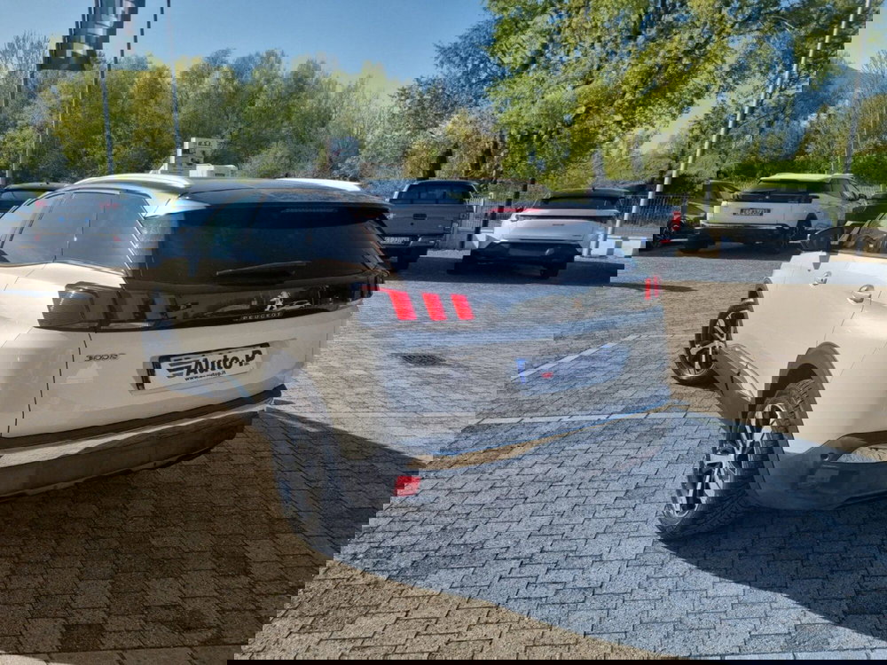 Peugeot 3008 usata a Lucca (4)