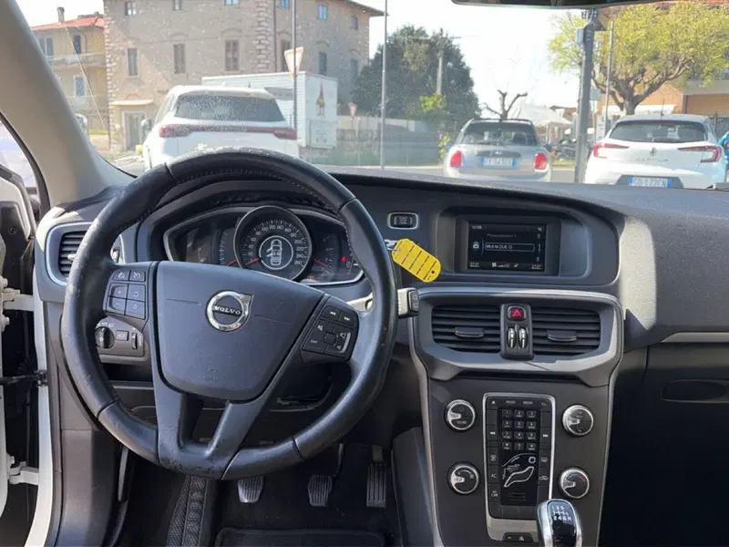 Volvo V40 usata a Lucca (10)