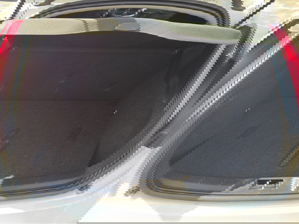 Volvo V40 usata a Lucca (15)