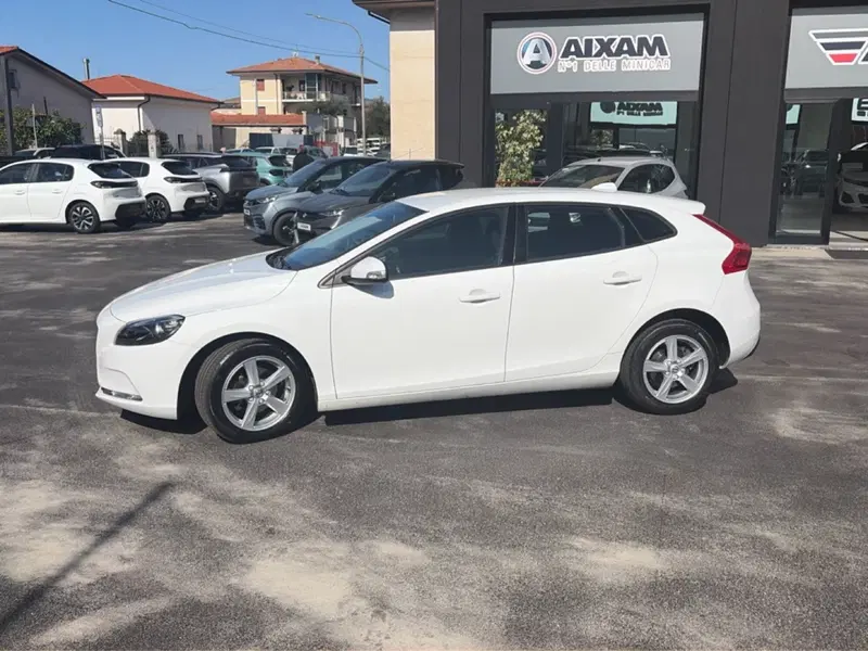 Volvo V40 usata a Lucca (2)