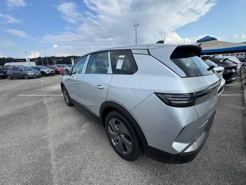 Opel Grandland nuova a Frosinone (2)