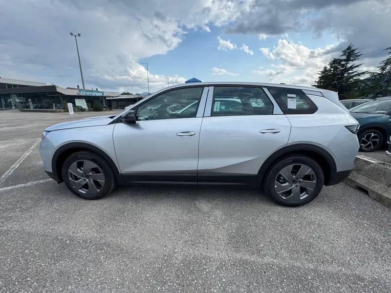 Opel Grandland nuova a Frosinone (6)