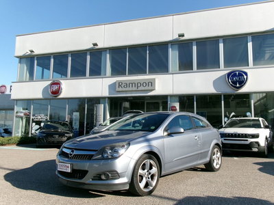 Opel Astra GTC 1.6 16V VVT 3 porte Easytronic Cosmo del 2008 usata a San Dona' Di Piave