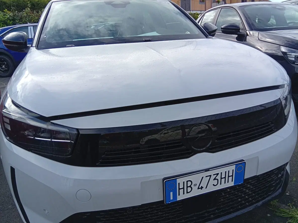 Opel Corsa nuova a Catania (5)