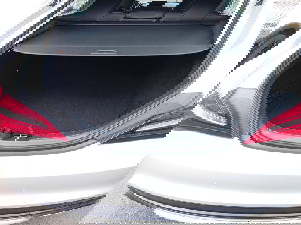 Mercedes-Benz CLA Shooting Brake nuova a Catania (11)