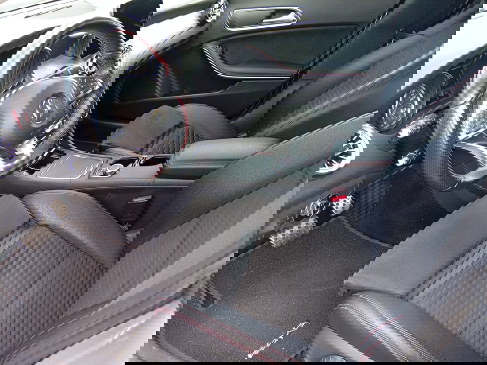 Mercedes-Benz CLA Shooting Brake nuova a Catania (15)