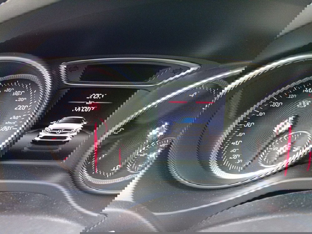 Mercedes-Benz CLA Shooting Brake nuova a Catania (19)